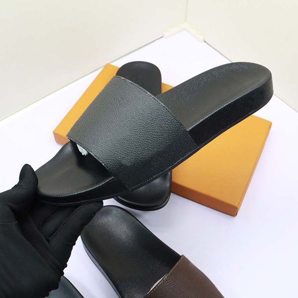 mule waterfront men women slide sandals designer shoes luxury slide summer fashion wide flat slippery thick sandals slipper flip flops18, Black
mule waterfront men women slide sandals designer shoes luxury slide summer fashion wide flat slippery thick sandals slipper flip flops18, Black