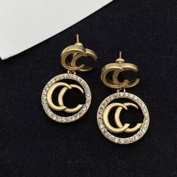 luxury designer brand letter stud earring elegant women round double letter earring wedding party jewerlry accessories high quality, Golden;silver
luxury designer brand letter stud earring elegant women round double letter earring wedding party jewerlry accessories high quality, Golden;silver