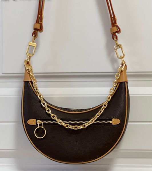 luxurys designer bags loop handbag shoulder metal chain gold silver women handbag retro leather crescent moon bag 23cm crossbody purse m8109 
luxurys designer bags loop handbag shoulder metal chain gold silver women handbag retro leather crescent moon bag 23cm crossbody purse m8109