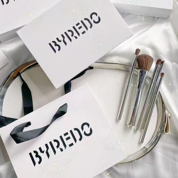 makeup brushes byredo 5pcs set eyes powder eye shadow professional cosmetic brush set in stock makeup tools
makeup brushes byredo 5pcs set eyes powder eye shadow professional cosmetic brush set in stock makeup tools
