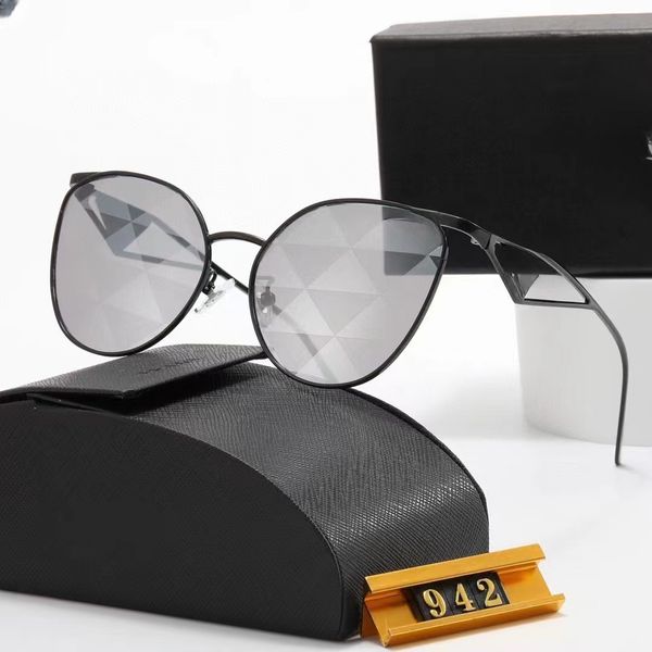 Modern sunglasses for men, designer style women's sunglasses, fashionable and fashionable
Modern sunglasses for men, designer style women's sunglasses, fashionable and fashionable