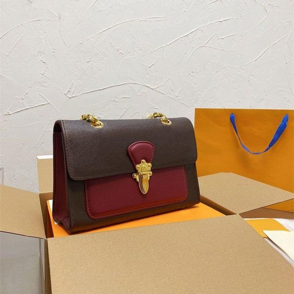backpack style designer bag cassic flower fashion leather chain shoulder bags quality handbags crossbody three color size 26 17cm gift
backpack style designer bag cassic flower fashion leather chain shoulder bags quality handbags crossbody three color size 26 17cm gift