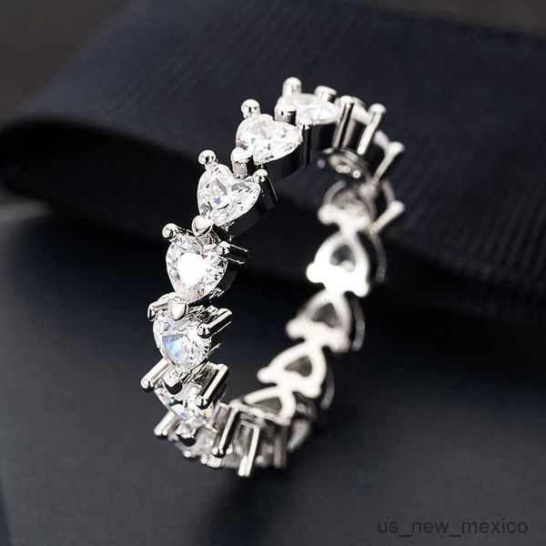 band rings classic silver color cz stone wedding band rings for women glamour shiny heart shaped promise ring engagement jewelry gift
band rings classic silver color cz stone wedding band rings for women glamour shiny heart shaped promise ring engagement jewelry gift