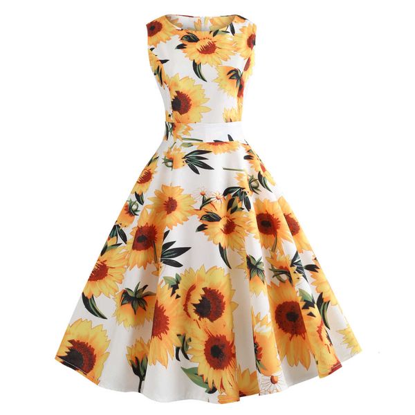 2023 french elegant and sweet vintage hong kong storm point large women's high waist slim hanging neck open back hepburn style dress, White
2023 french elegant and sweet vintage hong kong storm point large women's high waist slim hanging neck open back hepburn style dress, White