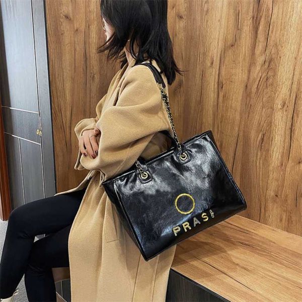 purses shop 85% off brand evening bags metal badge tote bag small fashion beach handbag female capacity large leather one shoulder backpack
purses shop 85% off brand evening bags metal badge tote bag small fashion beach handbag female capacity large leather one shoulder backpack