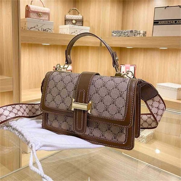 high sense bag popular fashion small square new versatile one shoulder messenger bag purse black friday
high sense bag popular fashion small square new versatile one shoulder messenger bag purse black friday