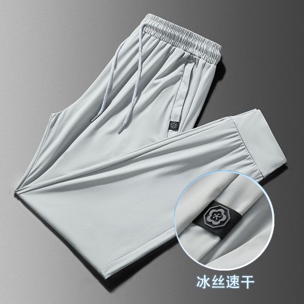 men's pants summer ice silk men fashion casual cool sweatpants male stretch solid color elasticity trousers 230428, Black
men's pants summer ice silk men fashion casual cool sweatpants male stretch solid color elasticity trousers 230428, Black