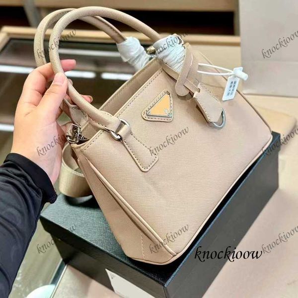 women's shoulder bag two sets of designer crossbody bag handbag wallet women's travel bag two in one variety of colors triangle me
women's shoulder bag two sets of designer crossbody bag handbag wallet women's travel bag two in one variety of colors triangle me