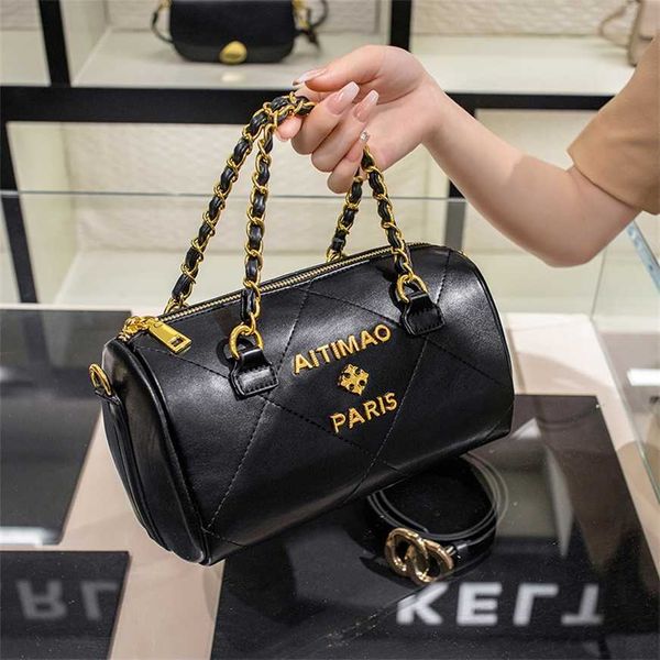 pillow genuine leather 2023 new lingge single shoulder crossbody versatile small golden ball portable bag factory outlet 70% off
pillow genuine leather 2023 new lingge single shoulder crossbody versatile small golden ball portable bag factory outlet 70% off