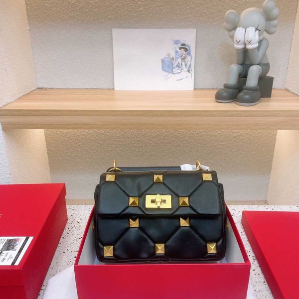 women's rivet bags luxurys women valentions handbag designer diamond crossbody shoulder brass jppe
women's rivet bags luxurys women valentions handbag designer diamond crossbody shoulder brass jppe