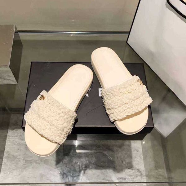 women slides c designer sandals slipper high version small fragrance pearl slippers women wear fashionable and versatile flat, Black
women slides c designer sandals slipper high version small fragrance pearl slippers women wear fashionable and versatile flat, Black