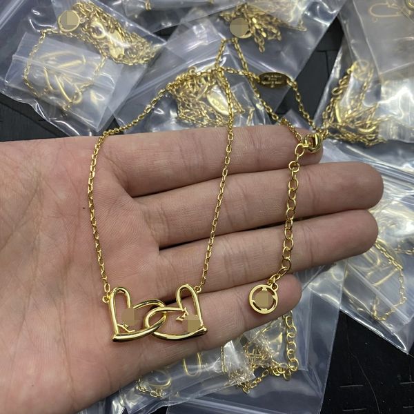 luxury brand pendant letter flowers pendant necklace designer fashion gold plate simple necklaces wedding party crysatl woman jewerlry neckl, Silver
luxury brand pendant letter flowers pendant necklace designer fashion gold plate simple necklaces wedding party crysatl woman jewerlry neckl, Silver