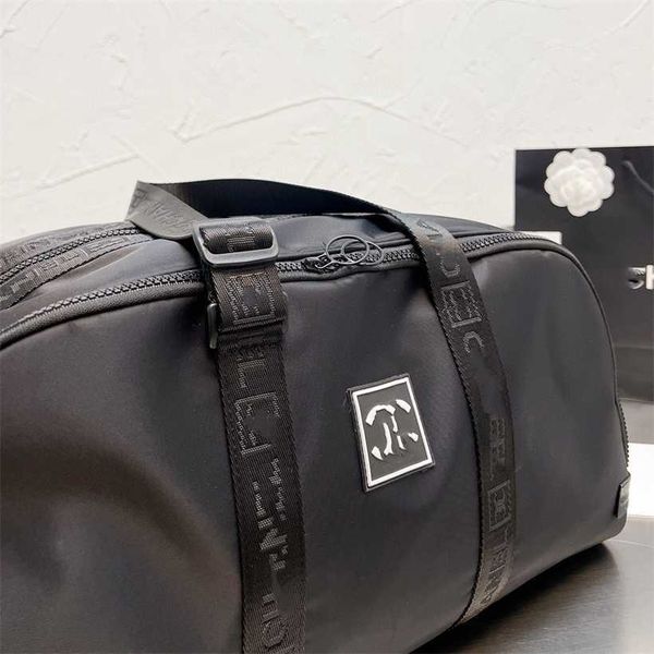 14% off 2023 fashion hand short distance business trip large capacity nylon cloth fashionable and simple one shoulder black storage travel b
14% off 2023 fashion hand short distance business trip large capacity nylon cloth fashionable and simple one shoulder black storage travel b