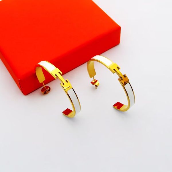 european and american light luxury enamel earrings titanium steel 18k gold plated letter circle earrings fashion ladies jewellery gift, Golden;silver
european and american light luxury enamel earrings titanium steel 18k gold plated letter circle earrings fashion ladies jewellery gift, Golden;silver