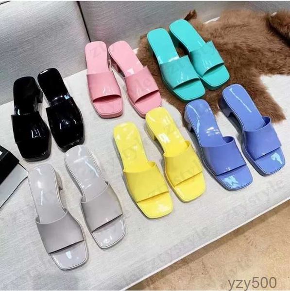 2023 women rubber slide sandal chunky heel slippers fashion multicolor slipper pink blue black white red green yellow size35-41''g
2023 women rubber slide sandal chunky heel slippers fashion multicolor slipper pink blue black white red green yellow size35-41''g