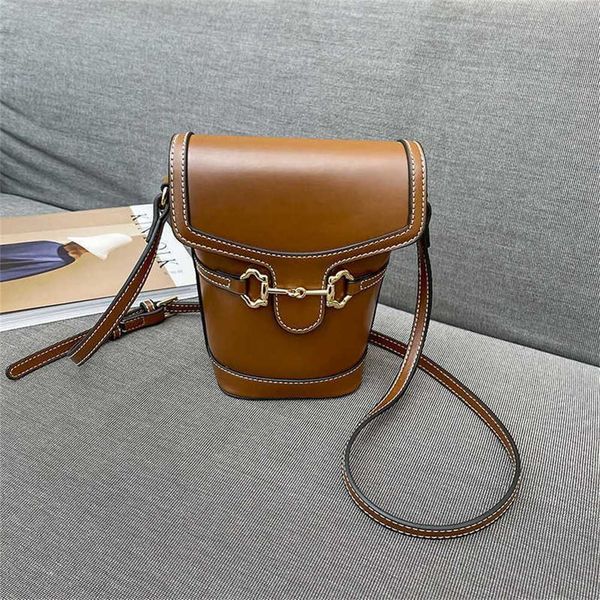 purses early spring new versatile bucket small bag fashion versatile mobile phone bag portable lightweight one shoulder crossbody
purses early spring new versatile bucket small bag fashion versatile mobile phone bag portable lightweight one shoulder crossbody