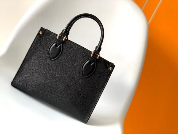 embossing onthego handbag luxury brand shoulder bag wallet luxurys designer bags leather mini handbags coin purse in, Black;red
embossing onthego handbag luxury brand shoulder bag wallet luxurys designer bags leather mini handbags coin purse in, Black;red