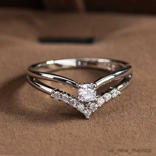 band rings new silver color cubic zircon engagement classic rings for women elegant gift simple ring jewelry
band rings new silver color cubic zircon engagement classic rings for women elegant gift simple ring jewelry
