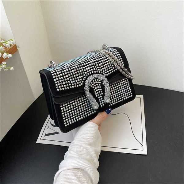 purses diamond set autumn women's bag new fashion casual drill bag versatile chain one shoulder crossbody small square bag
purses diamond set autumn women's bag new fashion casual drill bag versatile chain one shoulder crossbody small square bag