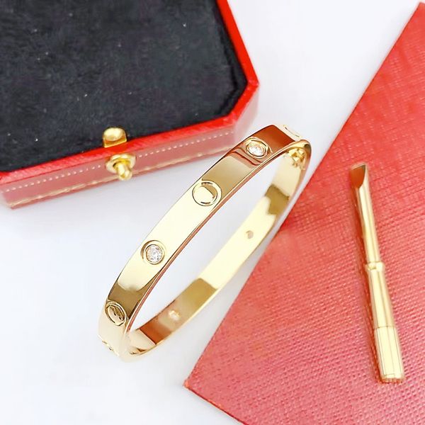 classic luxury screwdriver love bracelet fashion women's bracelet neutral cuff screw bracelet 316l stainless steel 18k gold jewelry, Golden;silver
classic luxury screwdriver love bracelet fashion women's bracelet neutral cuff screw bracelet 316l stainless steel 18k gold jewelry, Golden;silver