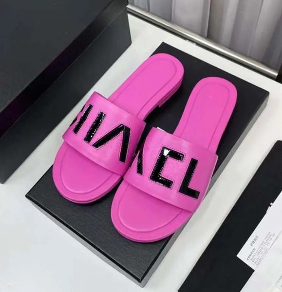 designer women slippers genuine leather flat sandals 2023 summer fashion beach letter drag nude black white brown matte women's slipper
designer women slippers genuine leather flat sandals 2023 summer fashion beach letter drag nude black white brown matte women's slipper