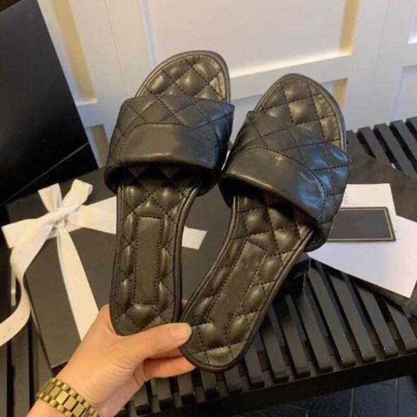 designer women's beach slippers classic flat heel summer fashion small fragrance wind rhomboid lattice embroidery soft leather women�, Black
designer women's beach slippers classic flat heel summer fashion small fragrance wind rhomboid lattice embroidery soft leather women�, Black