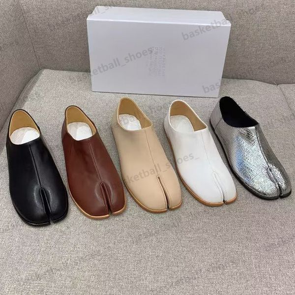 designer women leather dress shoes round head split toe low heel outdoor walking party formal low margiela sneaker 35-40, Black
designer women leather dress shoes round head split toe low heel outdoor walking party formal low margiela sneaker 35-40, Black