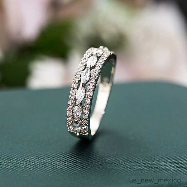 band rings aphseem ring for women silver color luxury oval cubic zirconia ring index finger bridal wedding jewelry party gift
band rings aphseem ring for women silver color luxury oval cubic zirconia ring index finger bridal wedding jewelry party gift