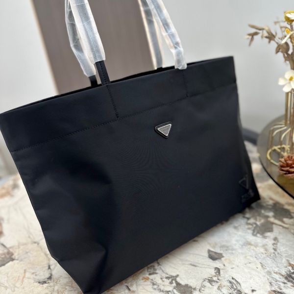 black re nylon handbag tote bag for women luxury designers bag high capacity ladies casual shopping handbags
black re nylon handbag tote bag for women luxury designers bag high capacity ladies casual shopping handbags