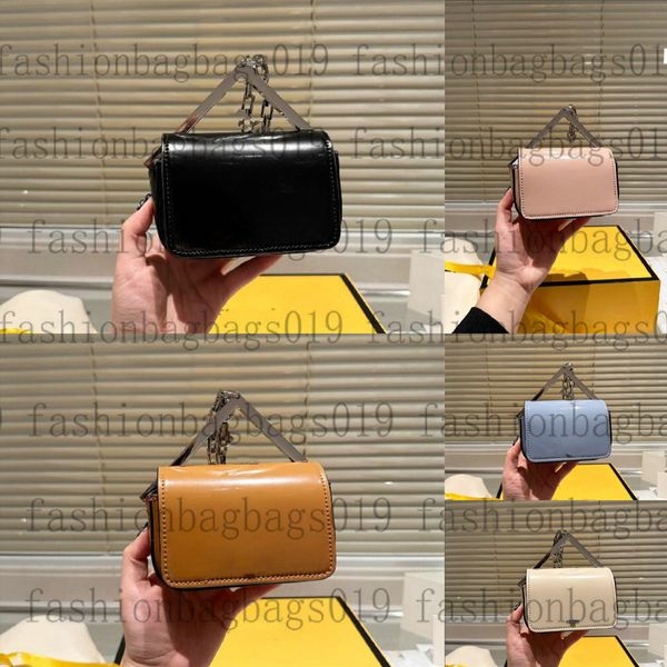 first sight mini bag designer clutch bags womens luxury leather envelope handbag huge metal letter handle tote mens wallet 2023 new
first sight mini bag designer clutch bags womens luxury leather envelope handbag huge metal letter handle tote mens wallet 2023 new