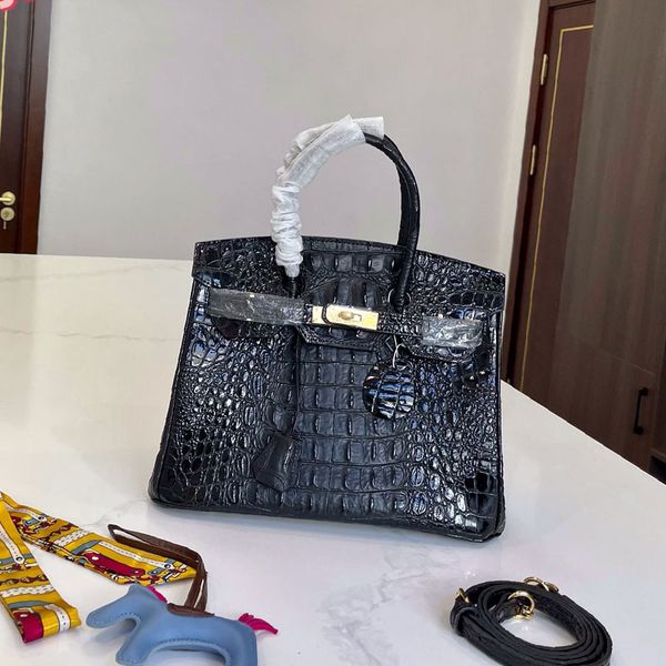 tote handbags crossbody bag shopping handbag cowhide leather gifts pony pendant scarf multiple colors alligator 30cm large capacity
tote handbags crossbody bag shopping handbag cowhide leather gifts pony pendant scarf multiple colors alligator 30cm large capacity