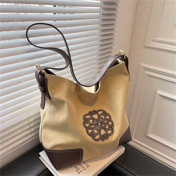 purses small design canvas large capacity new autumn fashion one shoulder casual crossbody women's bag
purses small design canvas large capacity new autumn fashion one shoulder casual crossbody women's bag