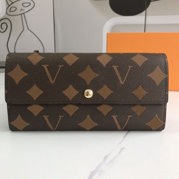 fashion designer wallets luxury brazza purse mens womens clutch bags highs quality flower letter coin purses long card holders with original, Red;black
fashion designer wallets luxury brazza purse mens womens clutch bags highs quality flower letter coin purses long card holders with original, Red;black
