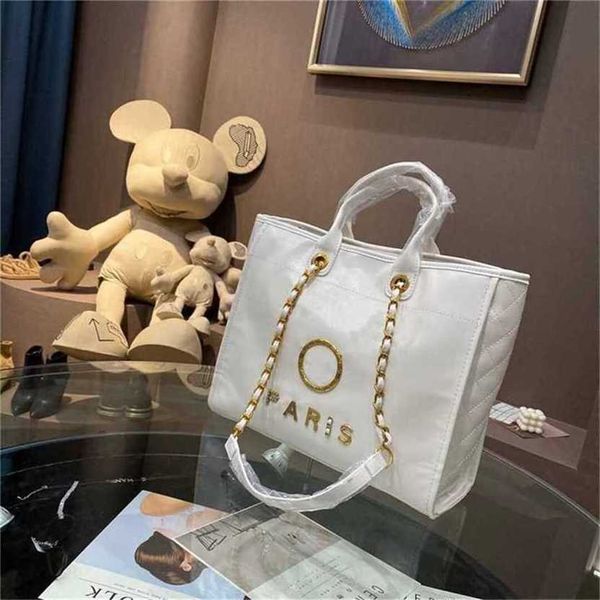 luxury brand handbags evening bags metal badge tote bag small fashion beach handbag female capacity large leather one shoulder backpack whol
luxury brand handbags evening bags metal badge tote bag small fashion beach handbag female capacity large leather one shoulder backpack whol