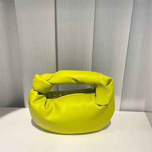 2023 shoulder bags mini designer bag leather armpit bag pleated one messenger fashionable casual knotted hand tote bag 230426
2023 shoulder bags mini designer bag leather armpit bag pleated one messenger fashionable casual knotted hand tote bag 230426