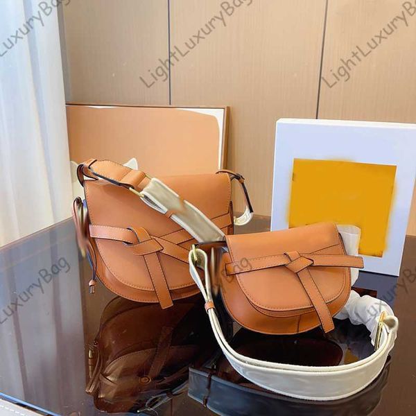2023 genuine leather women luxury designer crossbody bag womens handbags wallet bag shoulder bags shopping pruse with dust bag 230505
2023 genuine leather women luxury designer crossbody bag womens handbags wallet bag shoulder bags shopping pruse with dust bag 230505