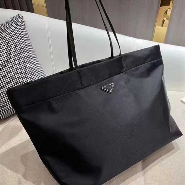 handbags oxford cloth large capacity casual sling single shoulder bag underarm bag classic women's bag lightweight large bag
handbags oxford cloth large capacity casual sling single shoulder bag underarm bag classic women's bag lightweight large bag