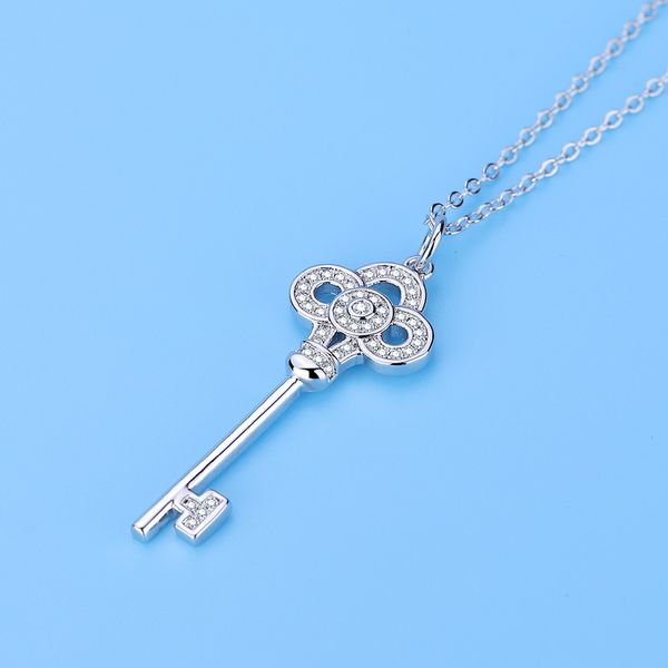 beautiful women style clover key pendant necklace white gold plated jewelry for gift, Silver
beautiful women style clover key pendant necklace white gold plated jewelry for gift, Silver