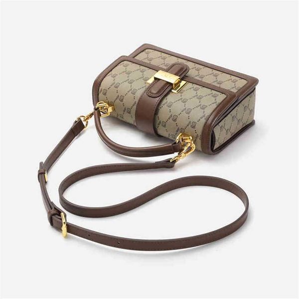purses bag spring and summer new versatile women's hand bag sling one shoulder messenger small square bag
purses bag spring and summer new versatile women's hand bag sling one shoulder messenger small square bag