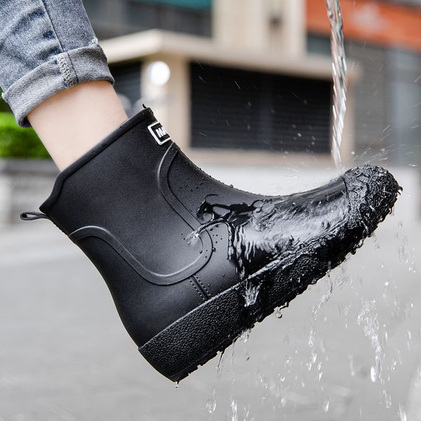 rain boots designer shoes for men rubber ankle black waterproof wearresistant outdoor couple shoe round toe flat bot 230504, Black;red
rain boots designer shoes for men rubber ankle black waterproof wearresistant outdoor couple shoe round toe flat bot 230504, Black;red