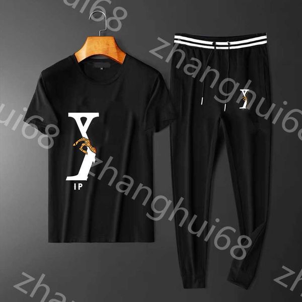23ss mens tracksuit sweatsuit mens designer tracksuit round neck pure cotton logo print short sleeve t-shirt elastic waist drawstring trouse, Gray
23ss mens tracksuit sweatsuit mens designer tracksuit round neck pure cotton logo print short sleeve t-shirt elastic waist drawstring trouse, Gray
