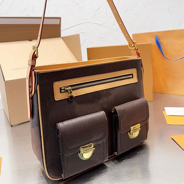 crossbody bag women handbag purse old flower letters zipper closure genuine leather multiple pockets classic messenger shoulder bags
crossbody bag women handbag purse old flower letters zipper closure genuine leather multiple pockets classic messenger shoulder bags