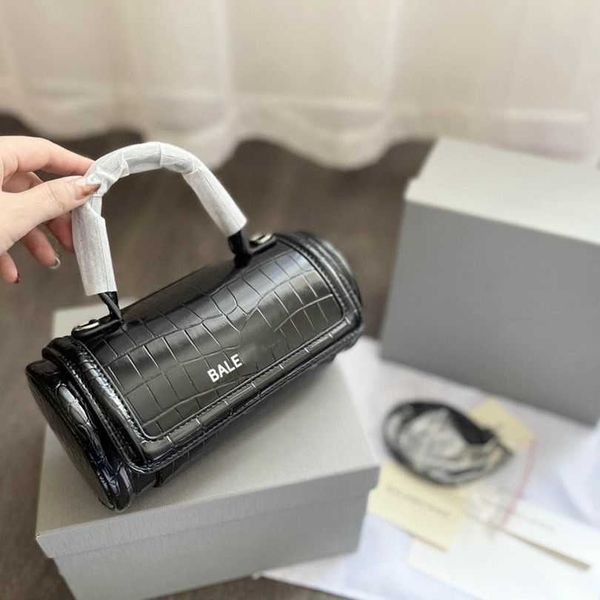 designer bags hourglass handbags tote new wallet crocodile cylinder women's leather portable one shoulder messenger women bag
designer bags hourglass handbags tote new wallet crocodile cylinder women's leather portable one shoulder messenger women bag