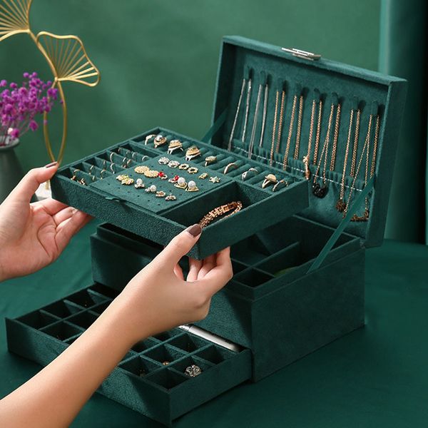 jewelry boxes 3-layers green velvet jewelry organizer large capacity ring necklace makeup holder cases jewelry box for women with lock 23050, Black;white
jewelry boxes 3-layers green velvet jewelry organizer large capacity ring necklace makeup holder cases jewelry box for women with lock 23050, Black;white