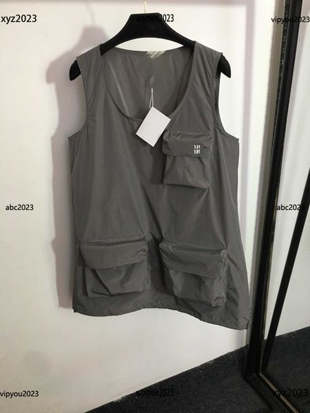 luxury fashion womens dresses brand designer women three pocket casual straight skirt sleeveless tank dress casual sports dress, Black;gray
luxury fashion womens dresses brand designer women three pocket casual straight skirt sleeveless tank dress casual sports dress, Black;gray