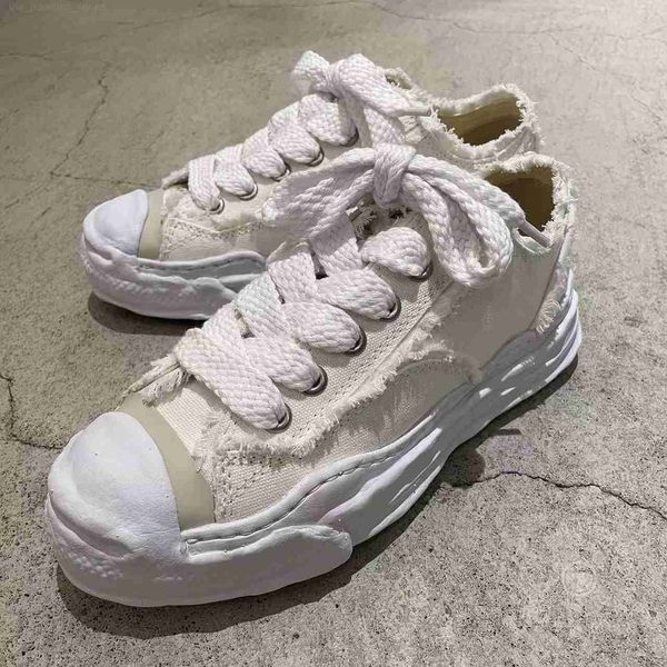 maison mihara yasuhiro mmy shoes dissolve shoes men casual canvas shoes women's sneakers vintage lace-up white solid men's sneaker
maison mihara yasuhiro mmy shoes dissolve shoes men casual canvas shoes women's sneakers vintage lace-up white solid men's sneaker