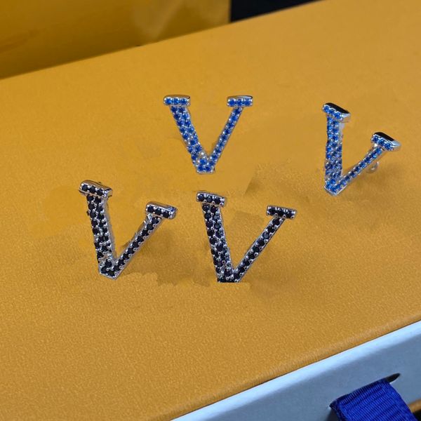 luxury designer hoop brand blue and black drill letter earrings womens party wedding couple gift jewelry 925 silver, Golden;silver
luxury designer hoop brand blue and black drill letter earrings womens party wedding couple gift jewelry 925 silver, Golden;silver