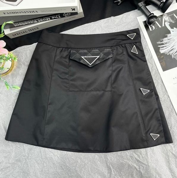 2023 new designer womens dress fashion re-nylon casual dresses summer skirt show thin pants party skirts black size s-l
2023 new designer womens dress fashion re-nylon casual dresses summer skirt show thin pants party skirts black size s-l