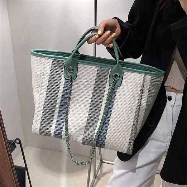 purses bag new single shoulder messenger bag large capacity striped chain lesson bucket bag women's bag handbag
purses bag new single shoulder messenger bag large capacity striped chain lesson bucket bag women's bag handbag