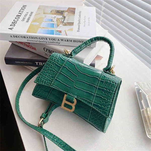 purses spring and summer new sling one shoulder messenger portable women's bag mini square bag women's small fragrance
purses spring and summer new sling one shoulder messenger portable women's bag mini square bag women's small fragrance